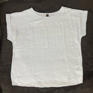 Light blue ladies short sleeve top